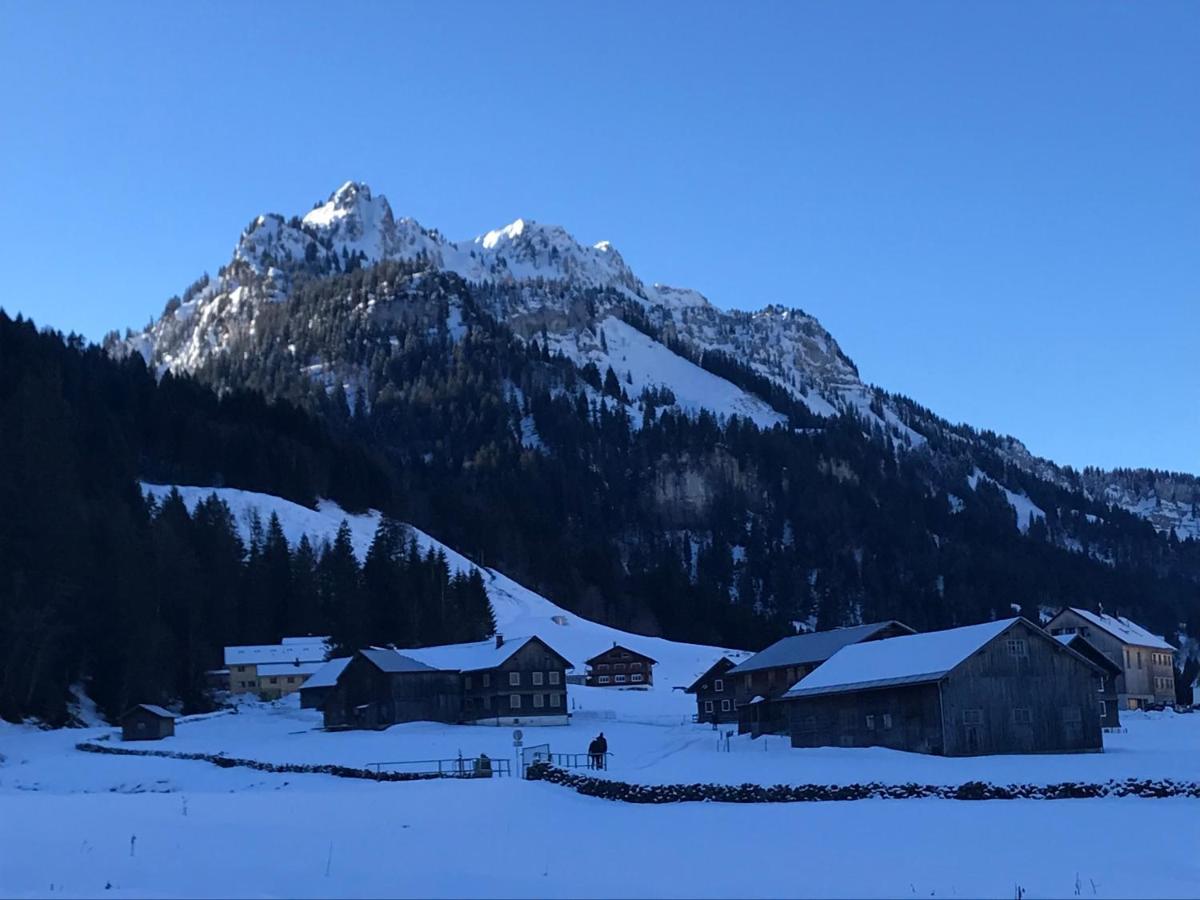 Kraehenberg Am Rande Der Wildnis Apartment Sibratsgfäll Exterior foto